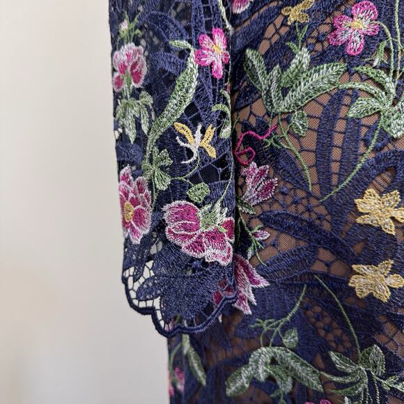 NWT Marchesa Notte Sheath Dress Alexis Floral Embroidered Size 6 Formal Romantic - Picture 7 of 16